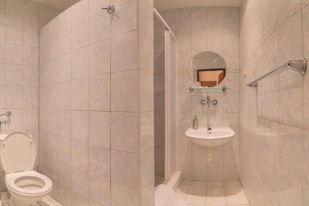 Penzion Benatky Piest'any Dış mekan fotoğraf